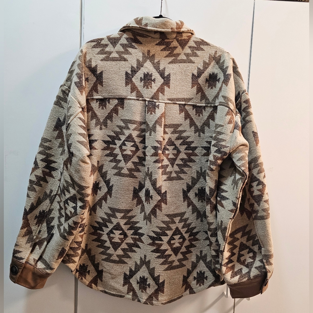 Main Strip Aztec Sherpa Jacket in Tan and Brown - Picture 2 of 5